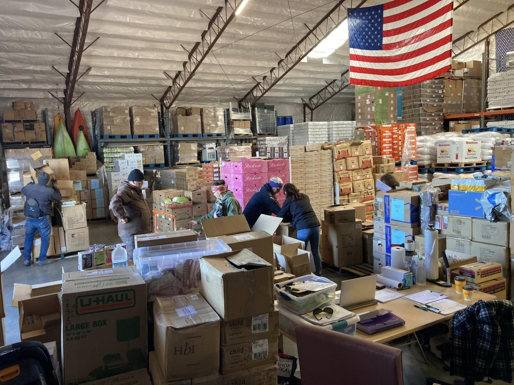 Christmas Airlift distribution in Holbrook, AZ Completed!